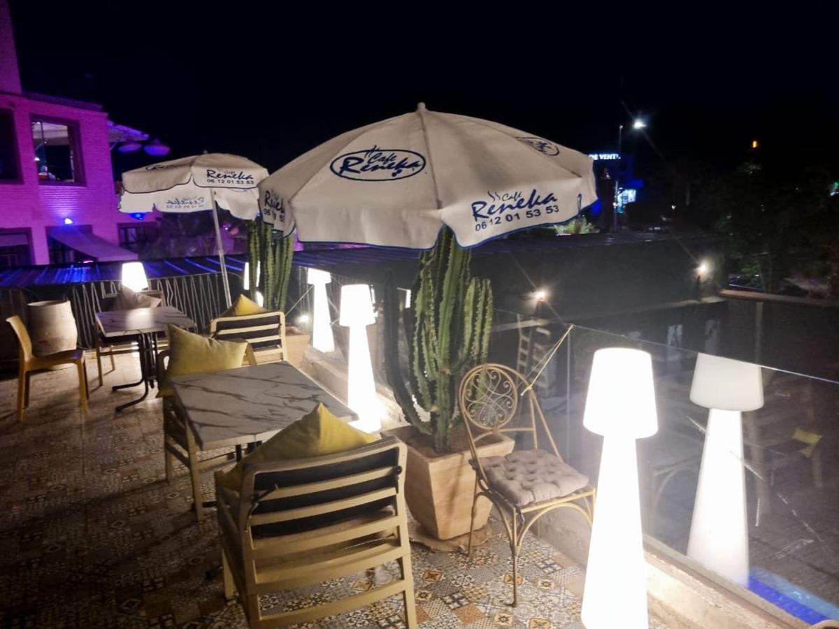 Des Brunchs Sur La Prestigieuse Avenue Mohamed Vi Maison d'hôtes